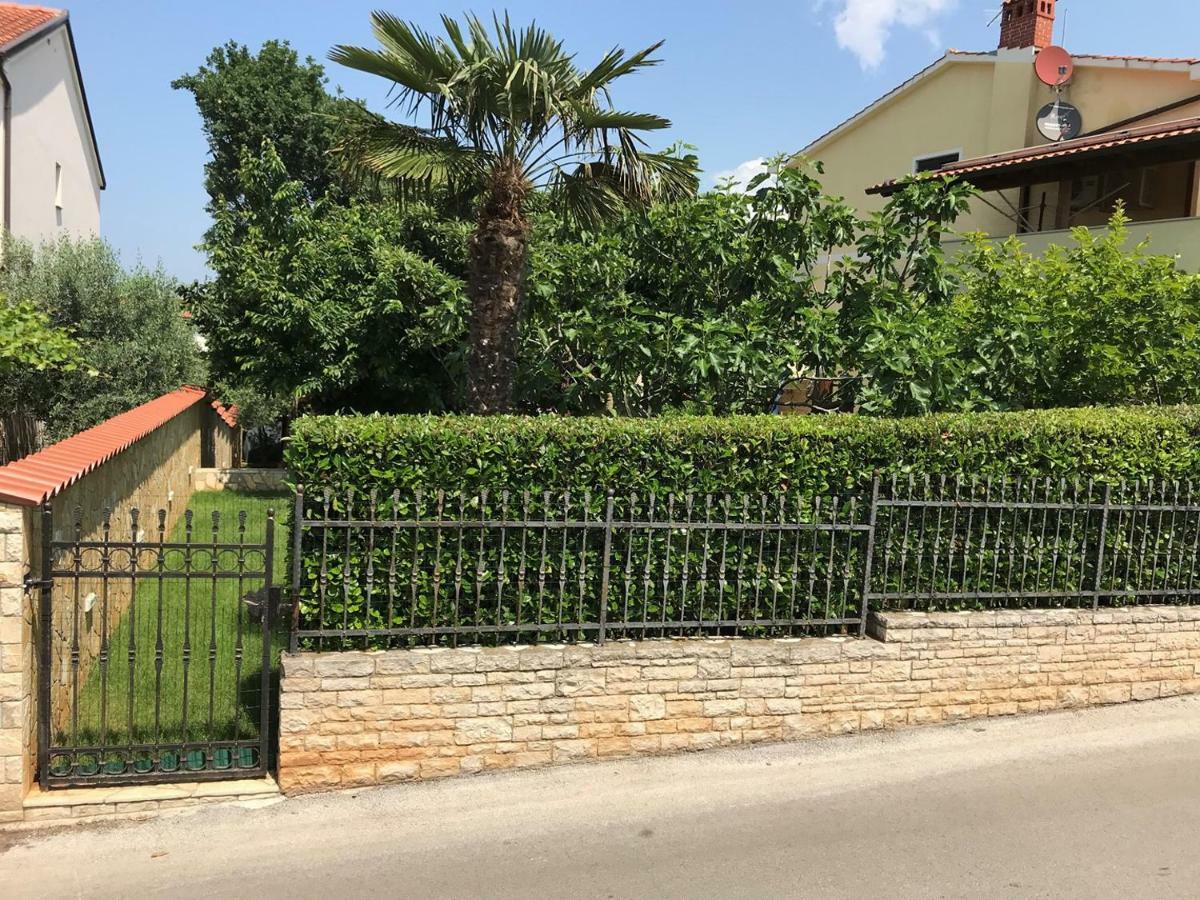 Apartment Villa-Bukvic Pjescana Uvala Εξωτερικό φωτογραφία