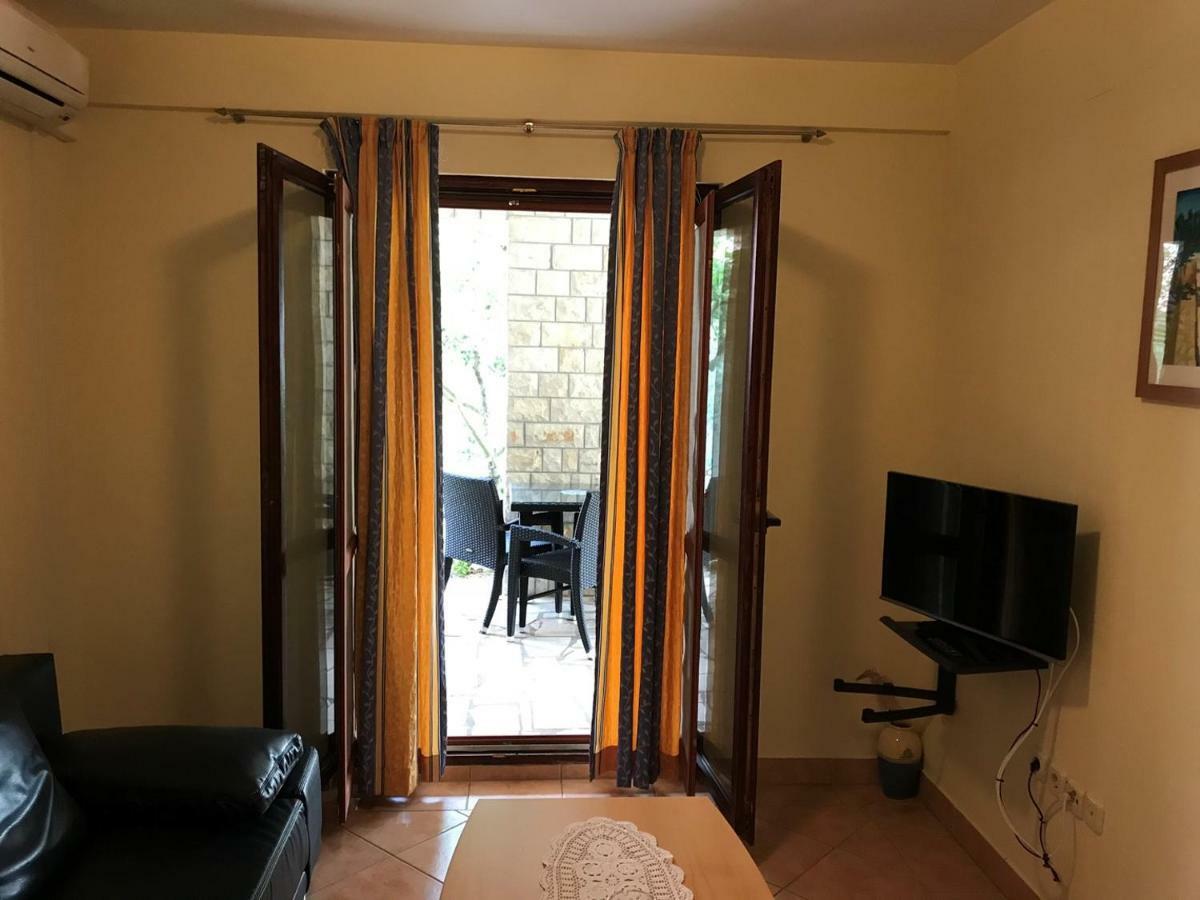 Apartment Villa-Bukvic Pjescana Uvala Εξωτερικό φωτογραφία